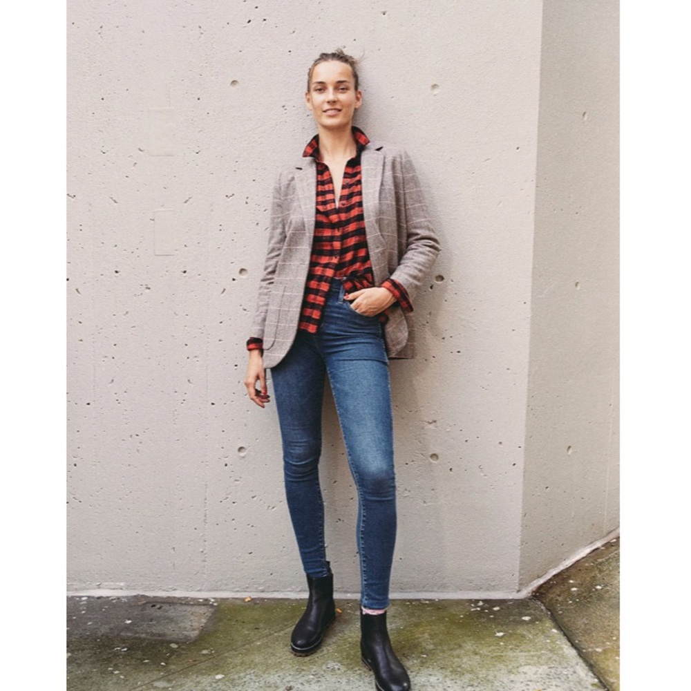 Madewell High Rise Tencel Denim Skinny Jeans in Wendover Wash